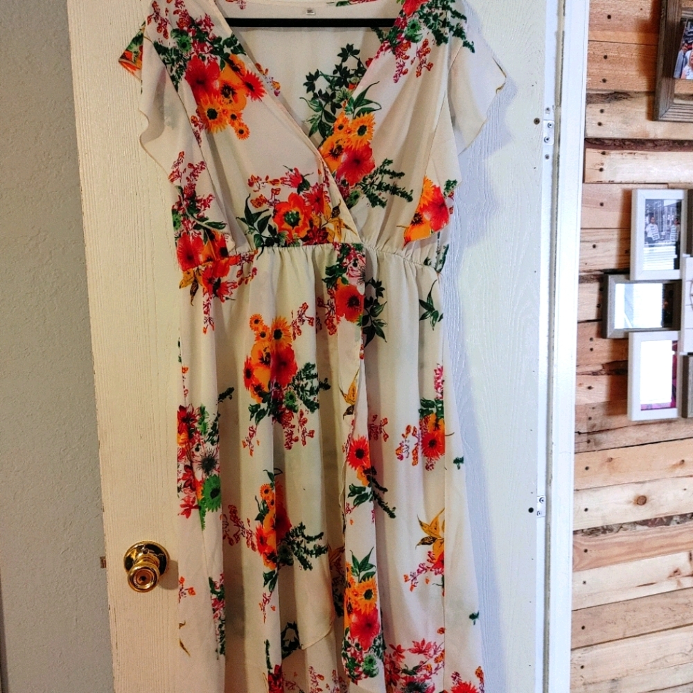Flowy hi-low dress